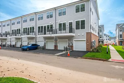 624 Sadie Circle, New Brunswick, NJ 08901 - Photo 34