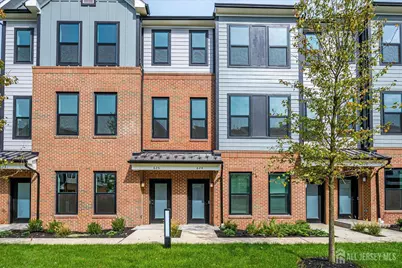 624 Sadie Circle, New Brunswick, NJ 08901 - Photo 2