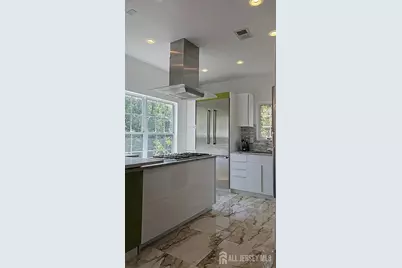 10 Russell Court, Old Bridge Township, NJ 07747 - Photo 8