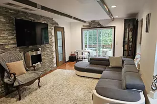 10 Russell Ct, Old Bridge Township, NJ 07747 - Photo 2