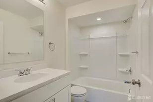 1233 Waterford Dr, Edison, NJ 08817 - Photo 22