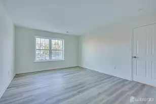1233 Waterford Dr, Edison, NJ 08817 - Photo 18
