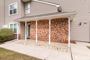 105 Neilly Ct, Old Bridge Township, NJ 08857 - Photo 2