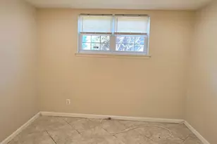 334 College Dr, Edison, NJ 08817 - Photo 6