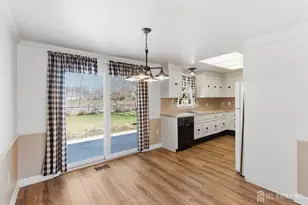 25 E Rossmoor Dr, Monroe Township, NJ 08831 - Photo 12