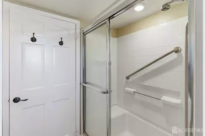 25 E Rossmoor Drive, Monroe Township, NJ 08831 - Photo 16