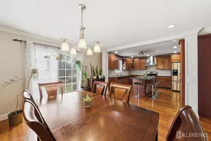 320 Hazelwood Pl, Piscataway Township, NJ 08854 - Photo 14