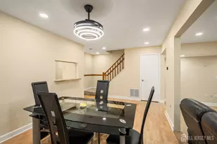 374 Constitution Cir, North Brunswick Township, NJ 08902 - Photo 12