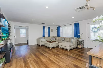 704 Huff Avenue, Manville, NJ 08835 - Photo 6