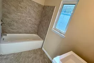 2268 Mt Hood Ln, Toms River Township, NJ 08753 - Photo 4