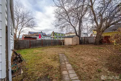 81 Larch Street, Port Reading, NJ 07064 - Photo 18