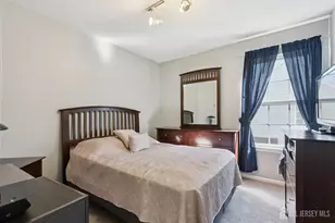 30 Fela Dr, Sayreville, NJ 08859 - Photo 18