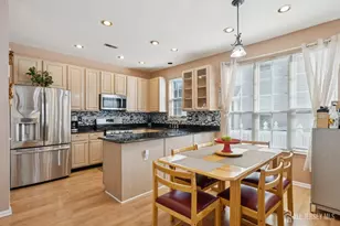 30 Fela Dr, Sayreville, NJ 08859 - Photo 6