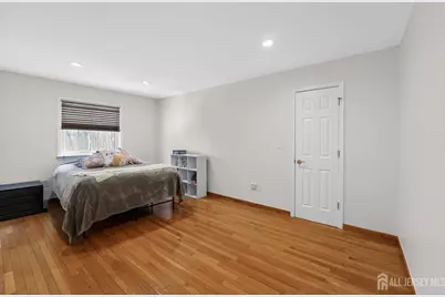 17 Willow Drive, Old Bridge Township, NJ 08857 - Photo 20