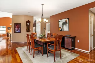 109 Fontaine Ct, Monroe Township, NJ 08831 - Photo 12