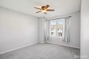 204 Hampshire Ct, Piscataway Township, NJ 08854 - Photo 12