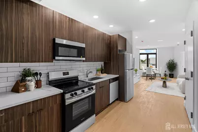 50 Easton Avenue #206, New Brunswick, NJ 08901 - Photo 2