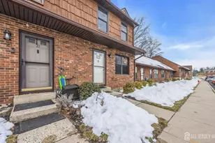 23 Quail Run Dr, Jamesburg, NJ 08831 - Photo 1