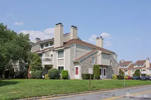 90 Farnham Square, Sayreville, NJ 08859 - Photo 1