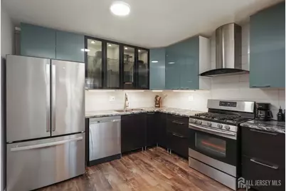 90 Farnham Square #290, Sayreville, NJ 08859 - Photo 12