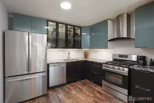 90 Farnham Square, Sayreville, NJ 08859 - Photo 12