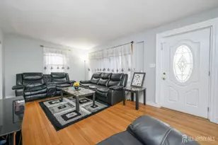160 Carteret Ave, Carteret, NJ 07008 - Photo 4
