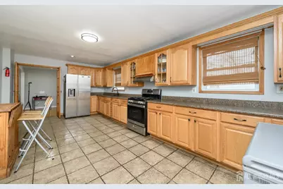 160 Carteret Avenue, Carteret, NJ 07008 - Photo 14