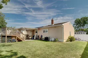 17 Thelma Ct, Colonia, NJ 07067 - Photo 34