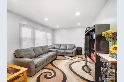 17 Thelma Court, Colonia, NJ 07067 - Photo 8