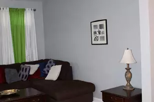 556 Compton Ave, Perth Amboy, NJ 08861 - Photo 8