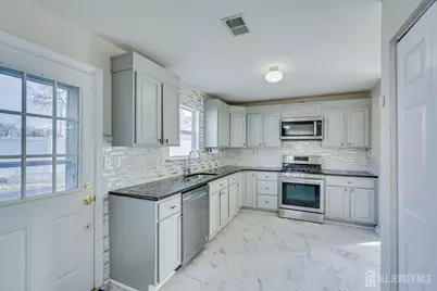 17 Idlewild Road, Edison, NJ 08817 - Photo 14