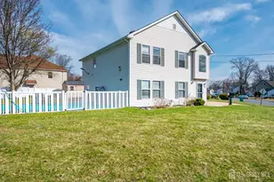 17 Idlewild Rd, Edison, NJ 08817 - Photo 4