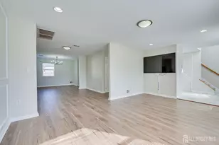 17 Idlewild Rd, Edison, NJ 08817 - Photo 8