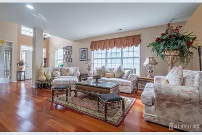 56 Lakehurst Way, Monroe Township, NJ 08831 - Photo 10