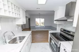 213 Doremus Dr, Monroe Township, NJ 08831 - Photo 8