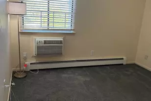 648 Cricket Ln, Woodbridge Township, NJ 07095 - Photo 8