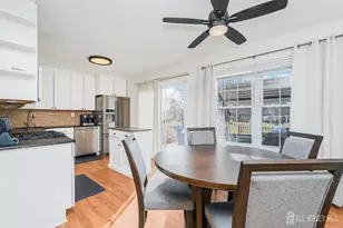 21 Karwatt Ct, Sayreville, NJ 08872 - Photo 12