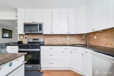 21 Karwatt Court, Sayreville, NJ 08872 - Photo 10