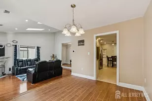 92 Lexington Cir, Old Bridge Township, NJ 07747 - Photo 18