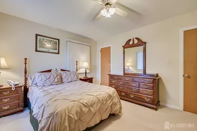 74 Bloomfield Avenue, Edison, NJ 08837 - Photo 22