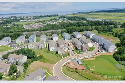 708 Fernandez Court, Sayreville, NJ 08859 - Photo 14