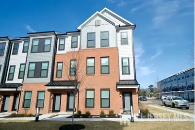 101 Peyton Place #135, New Brunswick, NJ 08901 - Photo 1