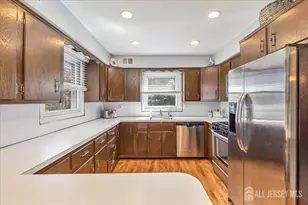 41 Stirling Ct, Metuchen, NJ 08840 - Photo 12