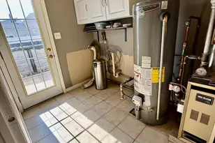 426 Jansen Ave, Avenel, NJ 07001 - Photo 26