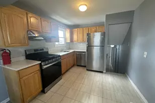 19 Baldwin Rd, Edison, NJ 08817 - Photo 2