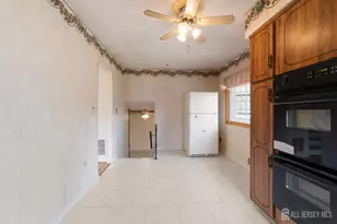 103 Karen Pl, Bridgewater, NJ 08807 - Photo 16