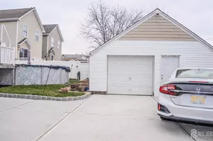 578 Sayre Ave, Perth Amboy, NJ 08861 - Photo 4