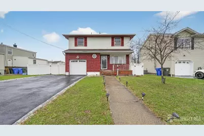 14 Carteret Street, Port Reading, NJ 07064 - Photo 1