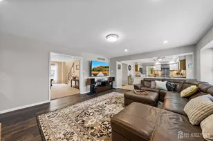 10 Gillian Dr, South Brunswick Township, NJ 08824 - Photo 8