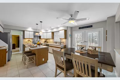 10 Gillian Drive, South Brunswick Township, NJ 08824 - Photo 14